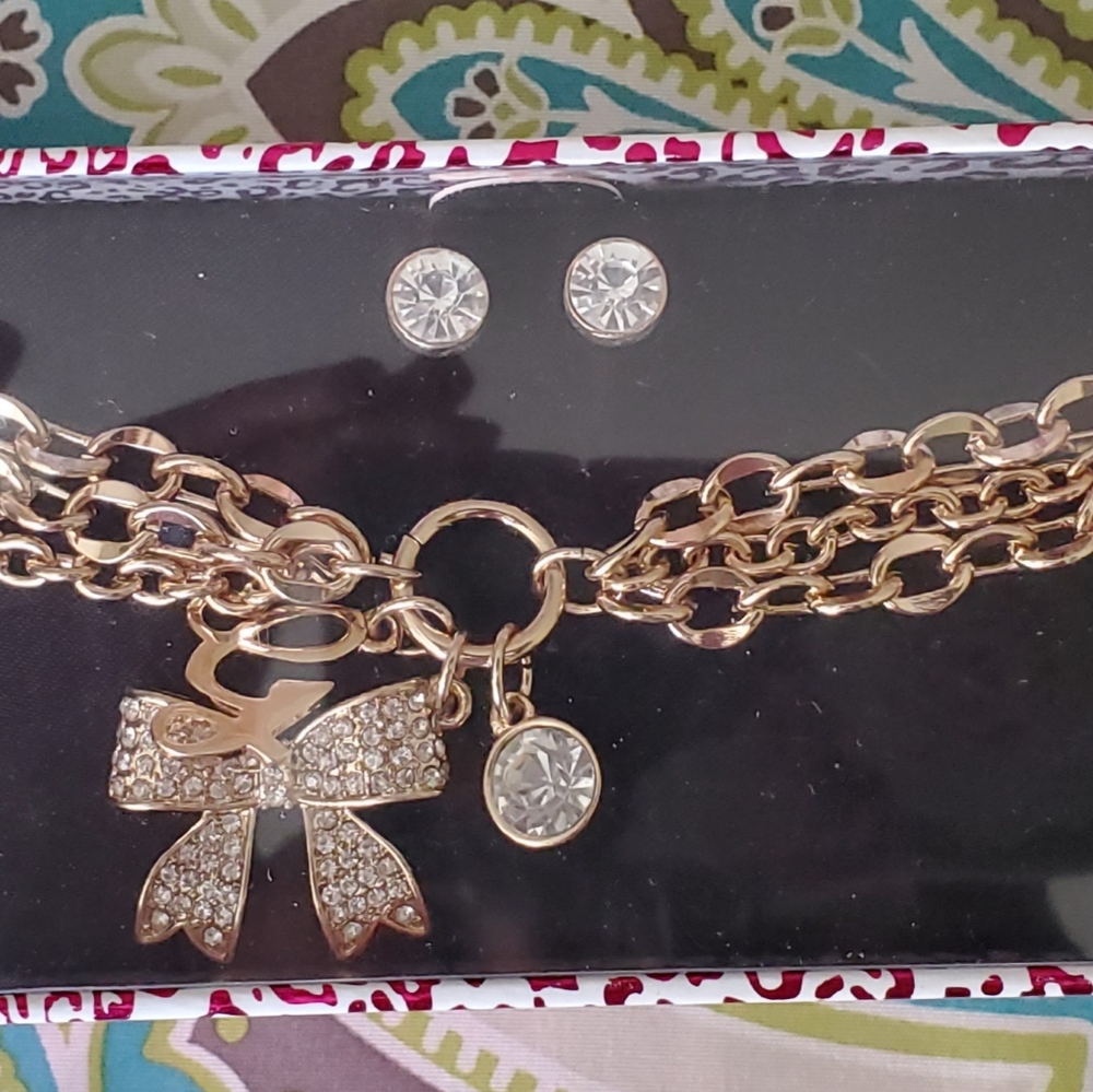 Earring/Bracelet Set